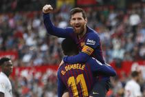 La Liga Messi Hits 50th Hat Trick Give Barcelona 4 2 Win At Sevilla