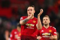Phil Jones Signs New Manchester United Contract