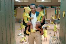India Vs Australia Never Take Aussies A Joke Matthew Hayden Virender Sehwag Babysitting Ad