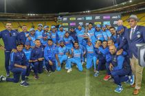 Kedar Jadhav Team India Celebrate Historic Odi Series Win In S