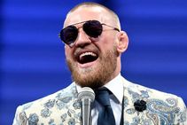 Conor Mcgregor Surprise Nhl Appearance Bruins Blue Jackets