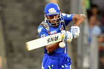 Ipl 2019 Hardik Pandya Copies Ms Dhoni S Trademark Helicopter Shot Mumbai Indians