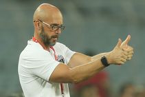 Isl Feature Northeast United Silence Their Critics Style