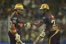 Ipl 2019 Kkr Vs Srh Live Updates Warner The Cynosure All Of All Eyes