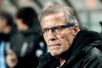 Uruguay 3 Uzbekistan 0 Tabarez China Cup Final Match Report