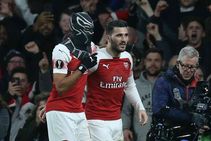 Arsenal 3 Rennes 0 4 3 Agg Aubameyang Brace Sends Gunners Through