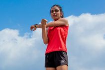 Two Female Athletes From India Compete At Los Angeles Marath