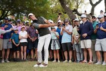 Mcilroy Last 16 Watson Match Play Tiger Woods