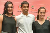 All England Championship Sindhu Saina Aim Break 18 Year Old Jinx