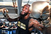 Deontay Wilder Dominic Breazeale Heavyweight Title Fight Brooklyn May