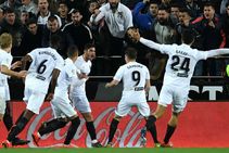 Valencia 2 Real Madrid 1 Guedes Garay Zidane First Loss Laliga Match Report