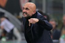 Spalletti Mauro Icardi Has To Stay Away From Inter