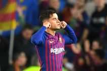 Philippe Coutinho Celebration Clement Lenglet Sergio Busquets Barcelona Celebration Manchester United Champions League