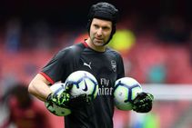 Petr Cech Arsenal Denies Chelsea Sporting Director Reports Retirement Europa League