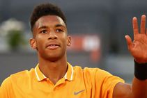 Felix Auger Aliassime Beats Denis Shapovalov Madrid Open