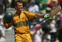 When Gilchrist Put A Squash Ball Inside Glove In 2007 Final