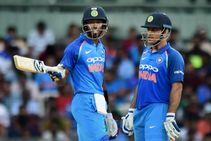 Icc Cricket World Cup 2019 Ms Dhoni Hardik Pandya Should Be Given Freedom To Attack Harbhajan Singh