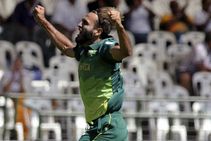 Icc World Cup 2019 Tahir Becomes First Spinner To Bowl First Over In World Cup Match