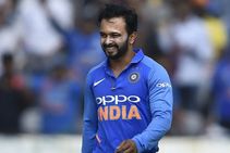 As Suspense Grows Around Kedar Jadhav S Injury Could Rayudu Or Pant Still Get Through