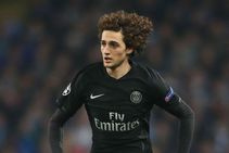 Adrien Rabiot Juventus Talks Psg