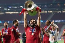 Rumour Has It Liverpool Salah Pepe Chelsea Sarri Juventus