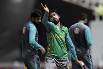 Icc World Cup 2019 Please Don T Use Bad Words Amir Malik Urge Some Restraint In Criticism