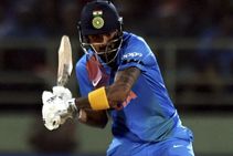 Icc Wc 2019 India Vs England Kl Rahul Injury Scare For India