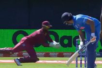 Icc World Cup 2019 Rohit Sharma Given Out Via Drs In A Controversial Manner Third Umpire Criticised