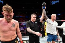 Ufc Fight Night 153 Results Smith Submits Gustafsson Rakic Stops Manuwa