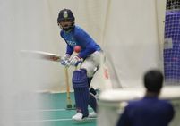 Icc World Cup 2019 Team India Practice Indoors As Rain Washes Out Outdoor Session