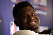 Nba Draft 2019 Pelicans Unsurprisingly Select Zion Williamson With No 1 Pick