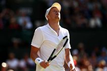 Wimbledon Latest Kyle Edmund Stan Wawrinka Out Novak Djokovic Through
