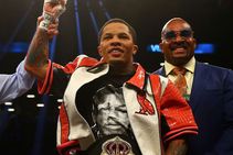 Davis Nunez Wba Super Featherweight Title