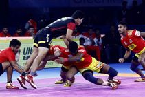 Pro Kabaddi League 2019 Match 3 Gujarat Fortunegiants Beat Bengaluru Bulls 42 