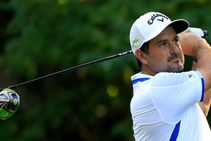 John Deere Classic Surprising Roberto Diaz Leads By 2 After First Round