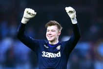 Burnley Sign Bailey Peacock Farrell Leeds United After Tom Heaton Joins Aston Villa