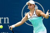 Western Southern Open Ashleigh Barty Wta Number One Naomi Osaka Retires Cincinnati