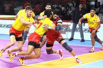 Pro Kabaddi League 2019 Match Report Gujarat Fortune Giants Ease Past Bengaluru Bulls