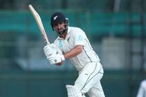 De Grandhomme And Watling Give Black Caps Healthy Lead