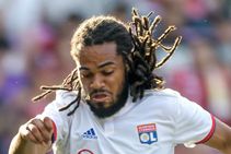 Lyon Jason Denayer Breaks Opta Passing Record Lyon Angers