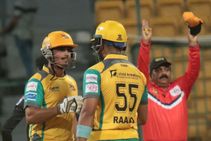 Kpl 2019 Bijapur Bulls Vs Hubli Tigers Mathias Lands Telling Blows Tigers Victory