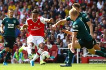 Arsenal 2 1 Burnley Aubameyang Lacazette Lead Gunners To Maximum Six Points