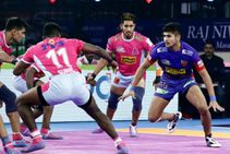 Pkl 2019 Dabang Delhi K C Hand Jaipur Pink Panthers Their First Loss Of The Season