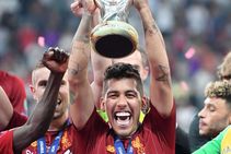 Jurgen Klopp Oxlade Chamberlain Roberto Firmino Liverpool