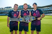 Jofra Archer Jason Roy Jos Buttler Celebrate England S World Cup Success Wwe Championship Title
