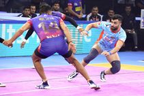 Pro Kabaddi League 2019 Bengal Warriors Defeat Table Toppers Dabang Delhi 42 