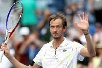 Us Open 2019 Medvedev Expected Thigh Injury Quarter Final