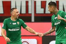 Ac Milan 1 3 Fiorentina Ribery Masterclass Leaves Giampaolo On The Ropes