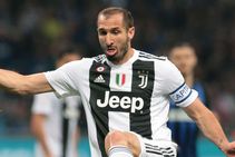Chiellini Ruled Out For Around Six Months After Knee Surgery