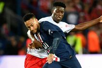 Paris Saint Germain 0 2 Reims Kamaras Powerful Headerand Dia Late Goal Clinches Shock Win